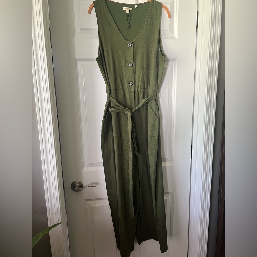 NWOT Barbour green jumpsuit with pockets! Size 12